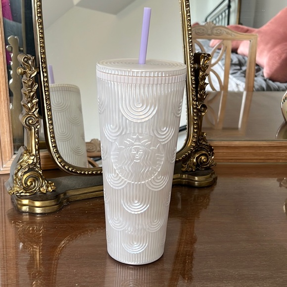 Starbucks Pearl Venti Tumblr - Picture 1 of 2